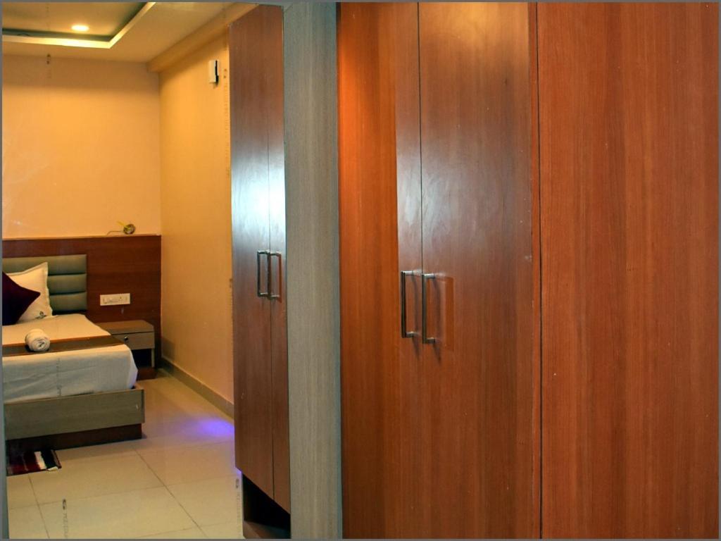 Subarnarekha Inn Jhargram Exterior foto